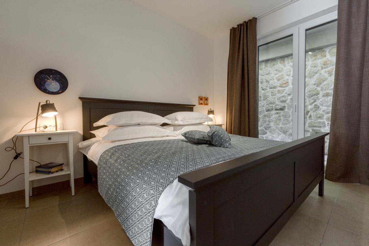 Apartments Ivica Omis Luaran gambar